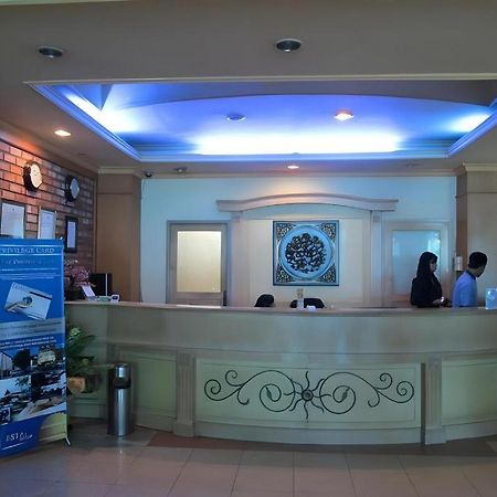 Buana Lestari Hotel Баликпапан Екстериор снимка