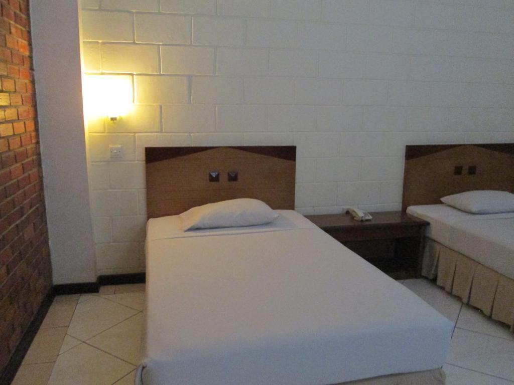 Buana Lestari Hotel Баликпапан Екстериор снимка