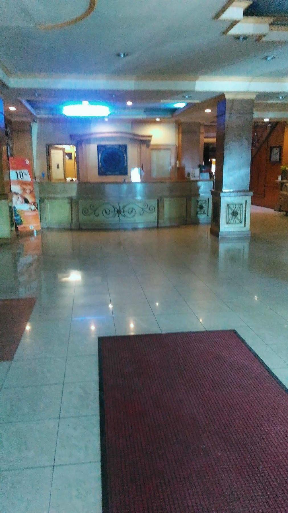 Hotel Buana Lestari Баликпапан Екстериор снимка